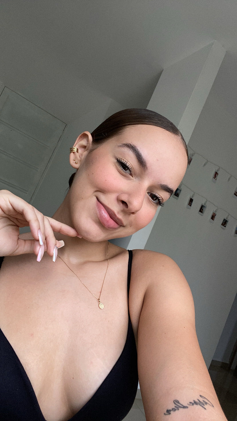 Adult woman from Colombia in a late-night video chat portrait